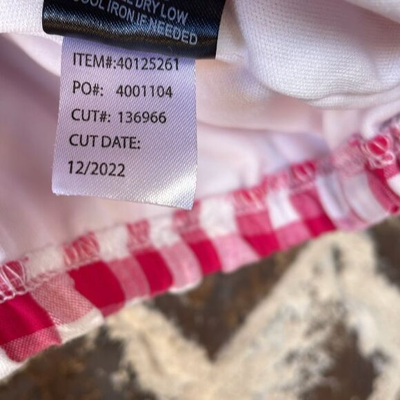 Torrid Cropped Seersucker Smocked Top 4X - Picture 7 of 9